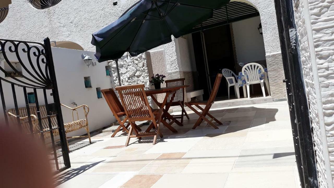 Villino Dolores 30 Mt Mare Porto Cesareo Exteriör bild